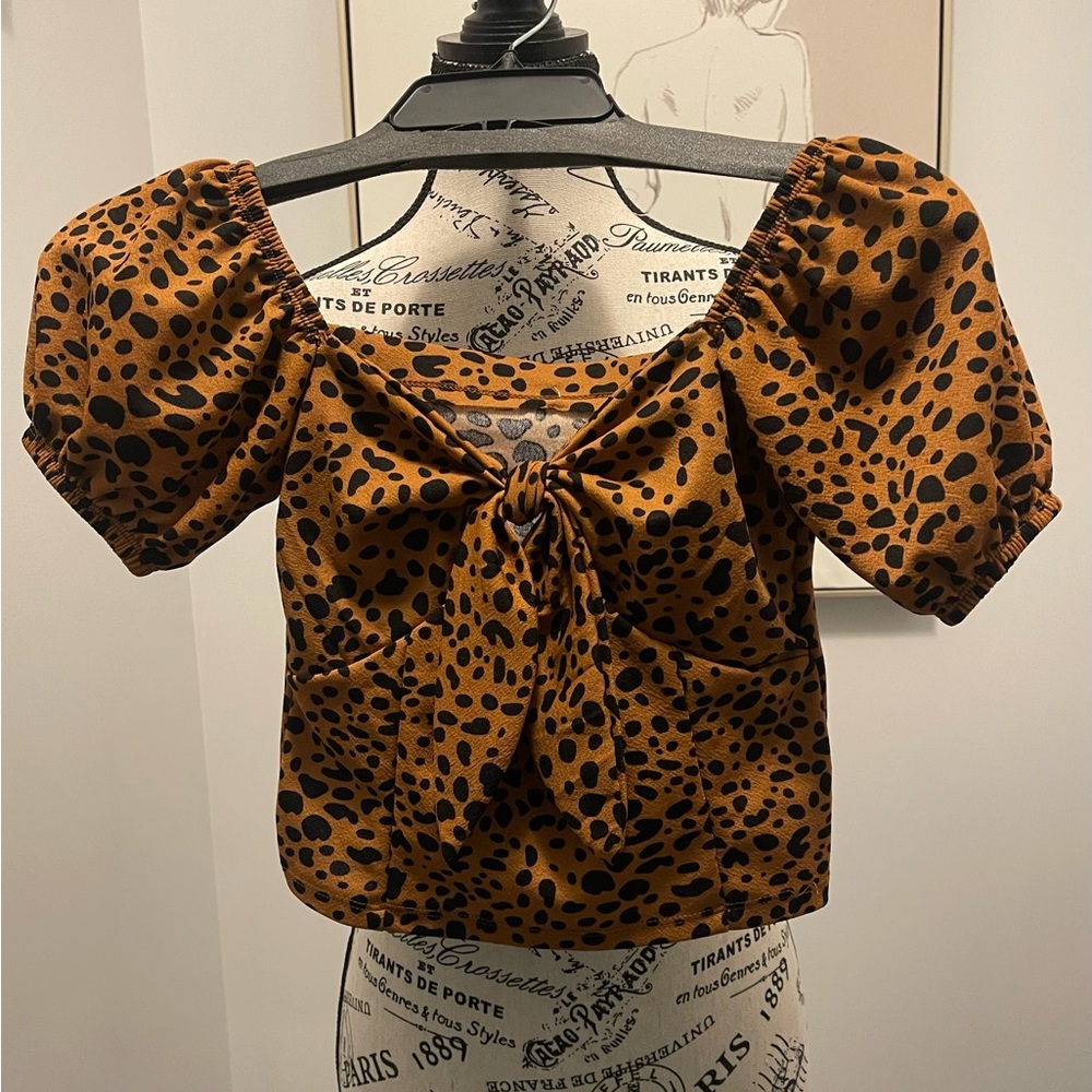 Leopard print Puff Sleeve Crop Top Blouse - Size Small - Picture 2 of 7